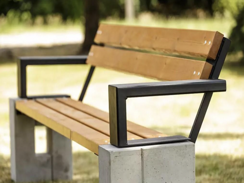 Park bench “Riias IIII”