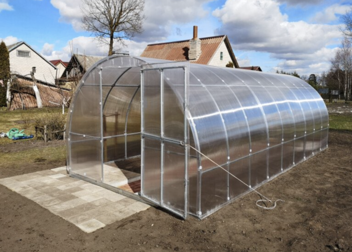 Greenhouse KLASIKA TUBE 3x10m (30m2) with foundations and 4mm polycarbonate coating