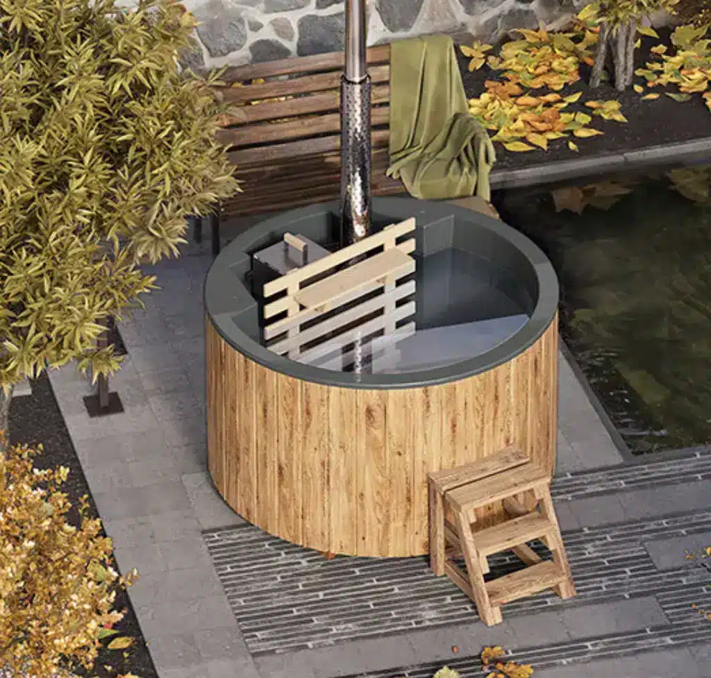 1,8m round hot tub with inside stove