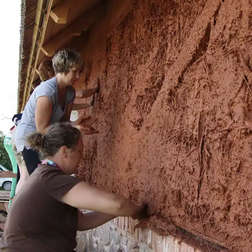 Clay adhesive mix