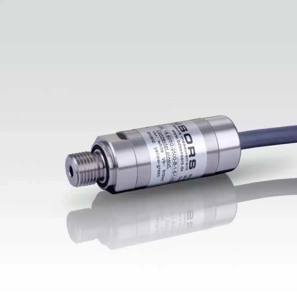 18.605G Hydrostatic level probe, 14-30DC, 0…6M, 0-10V, 6M cable, G¼”