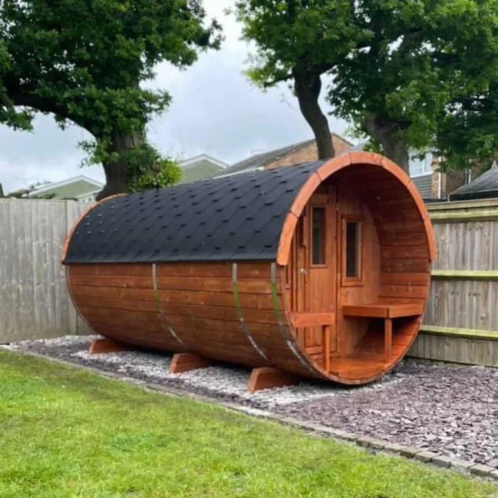 “Ehala 400” barrel sauna – 4m, from thermowood with changing room and outdoor seating