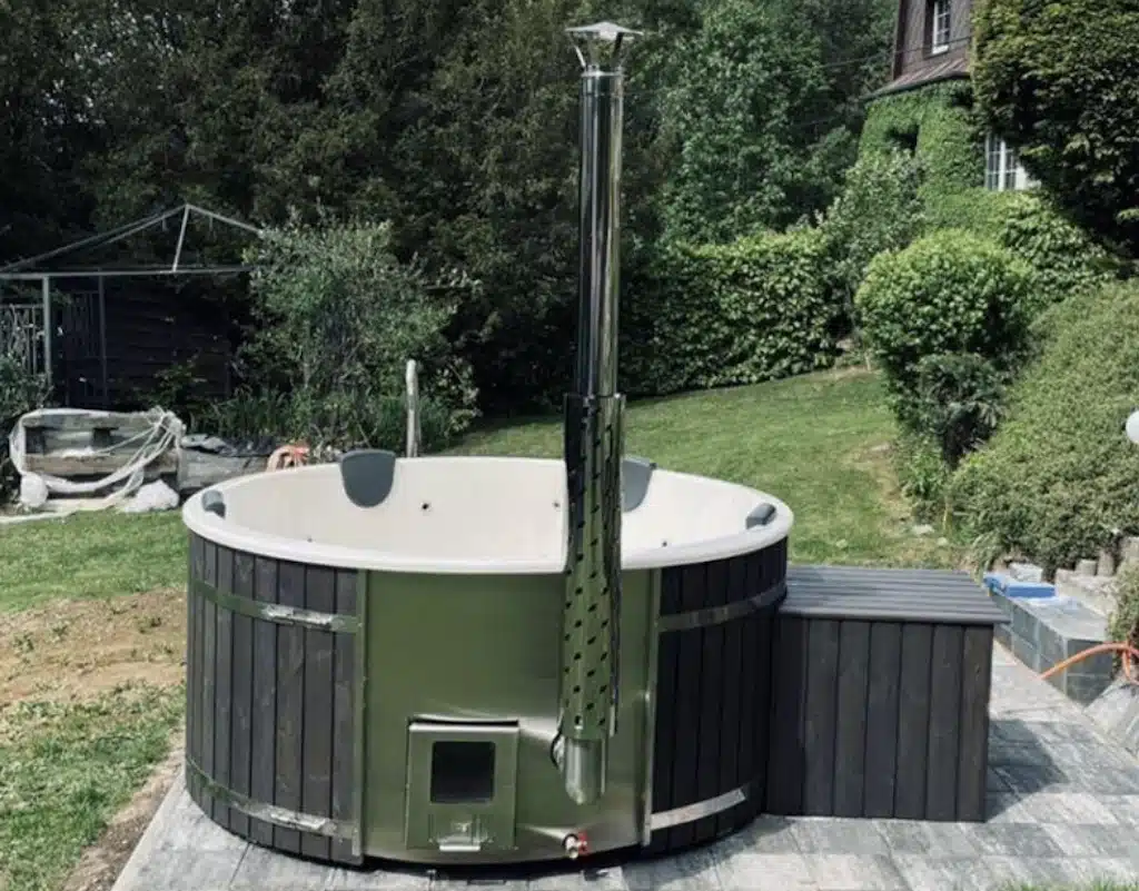 What to know before buying a hot tub?